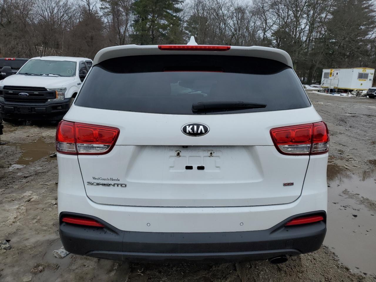 2016 KIA SORENTO LX - Image 6
