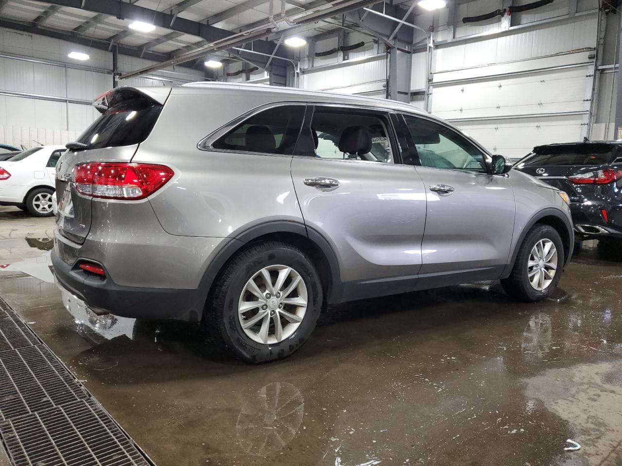 2016 KIA SORENTO LX - Image 3