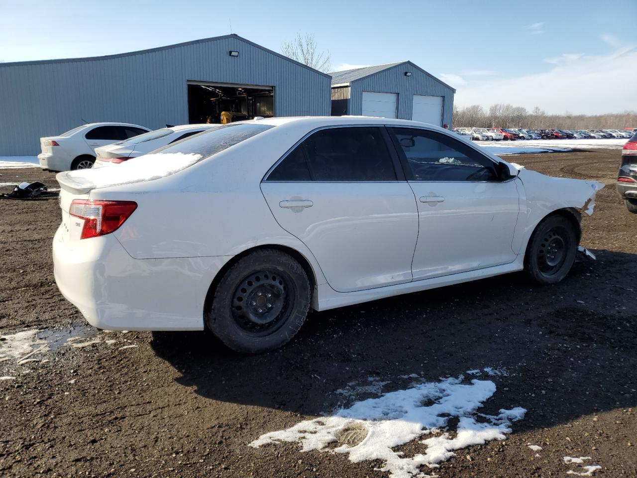 2014 TOYOTA CAMRY L - Image 3