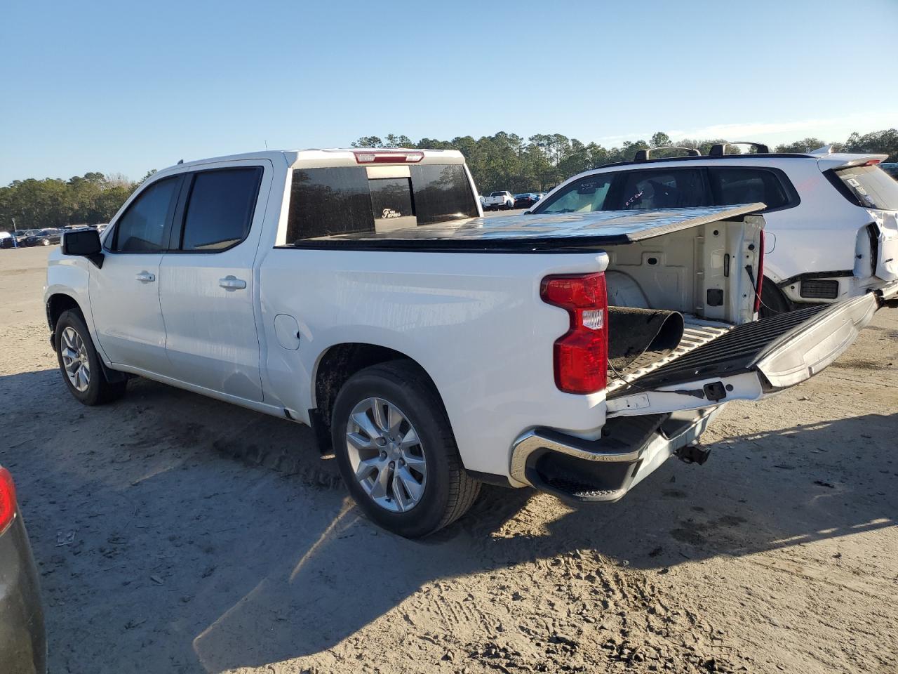 2020 CHEVROLET SILVERADO - Image 2