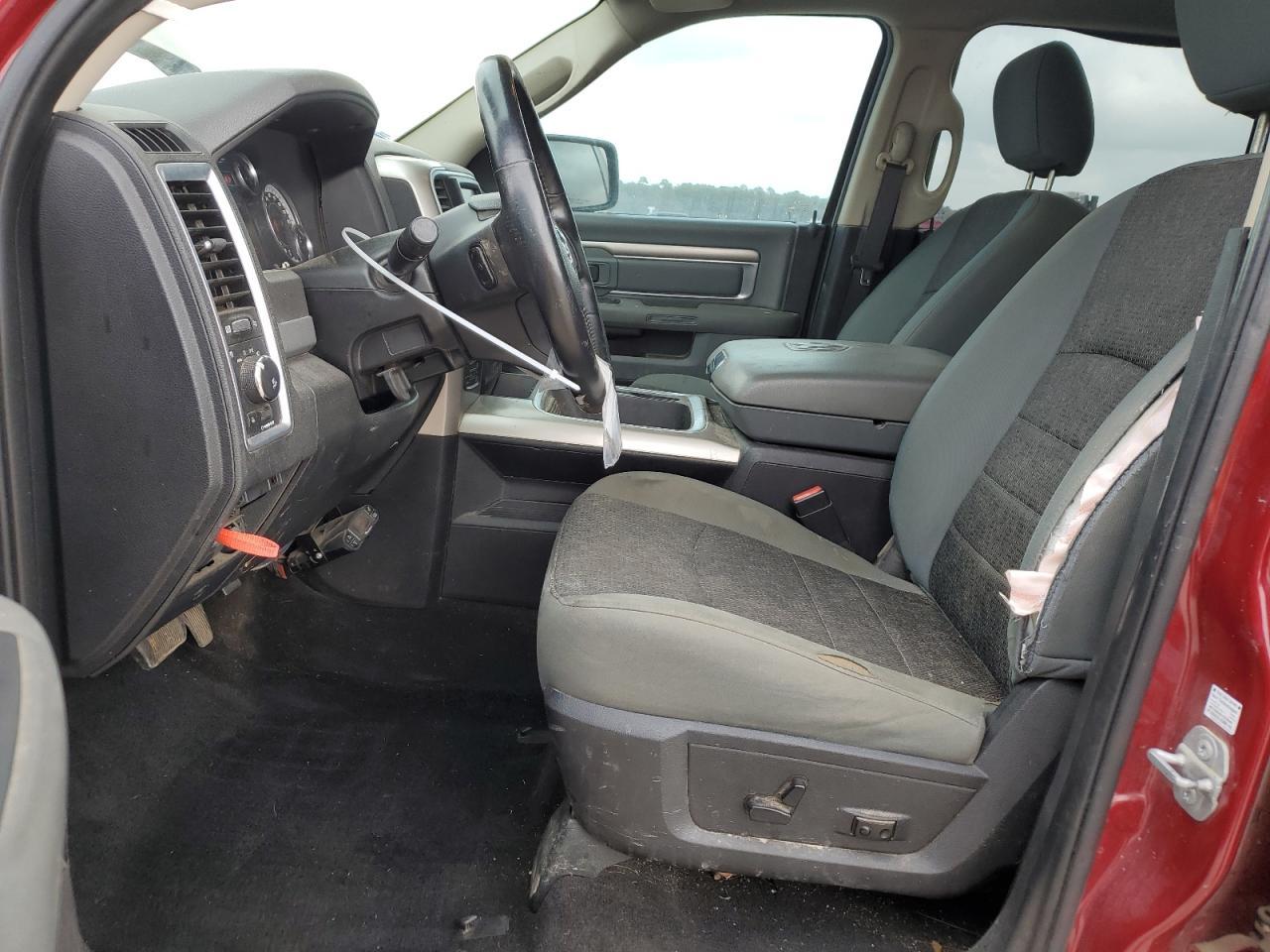 2015 RAM 1500 SLT - Image 7