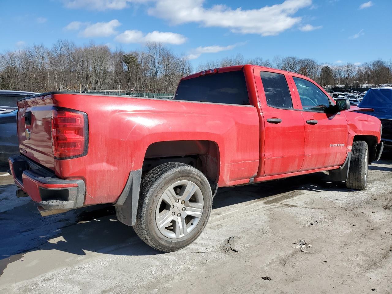 2018 CHEVROLET SILVERADO - Фото 3