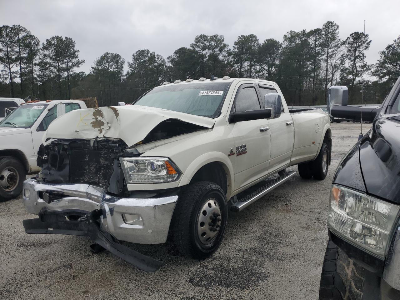 2018 RAM 3500 LARAM car image