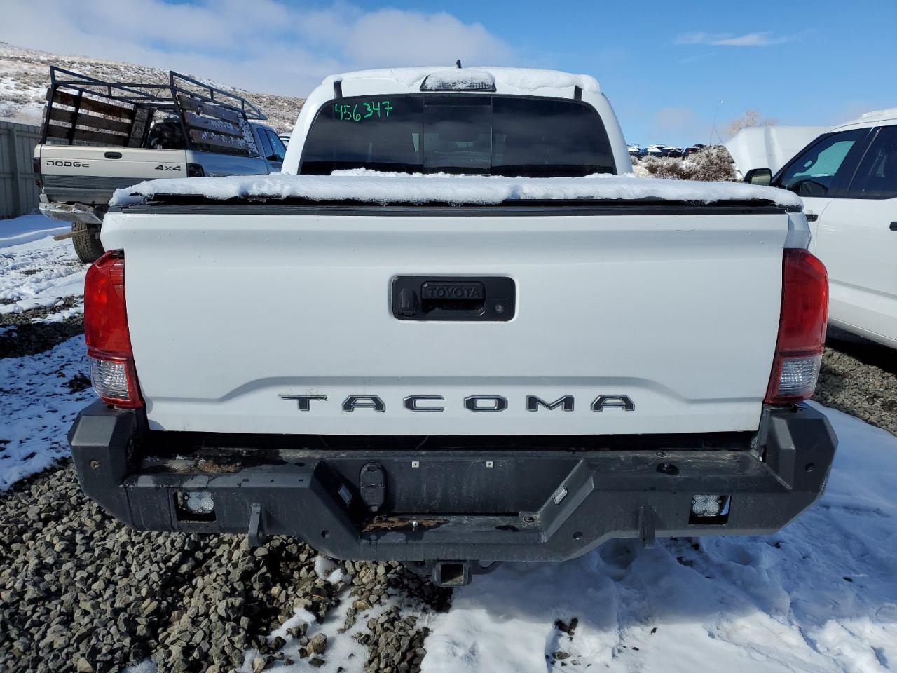 2019 TOYOTA TACOMA DOU - Фото 6