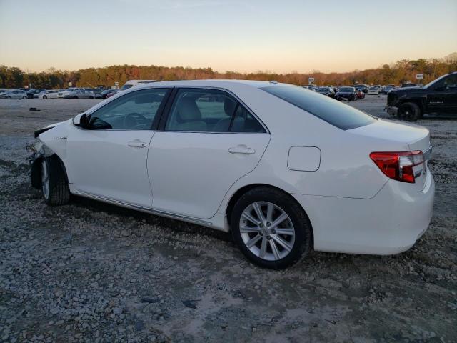 2014 Toyota Camry Hybrid - Image 2