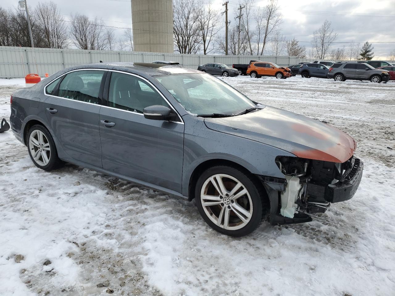 2014 VOLKSWAGEN PASSAT SE - Фото 4