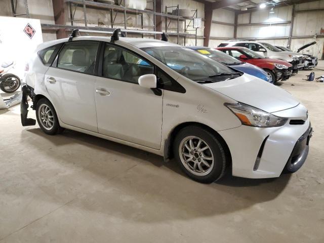 2015 Toyota Prius V - Image 4