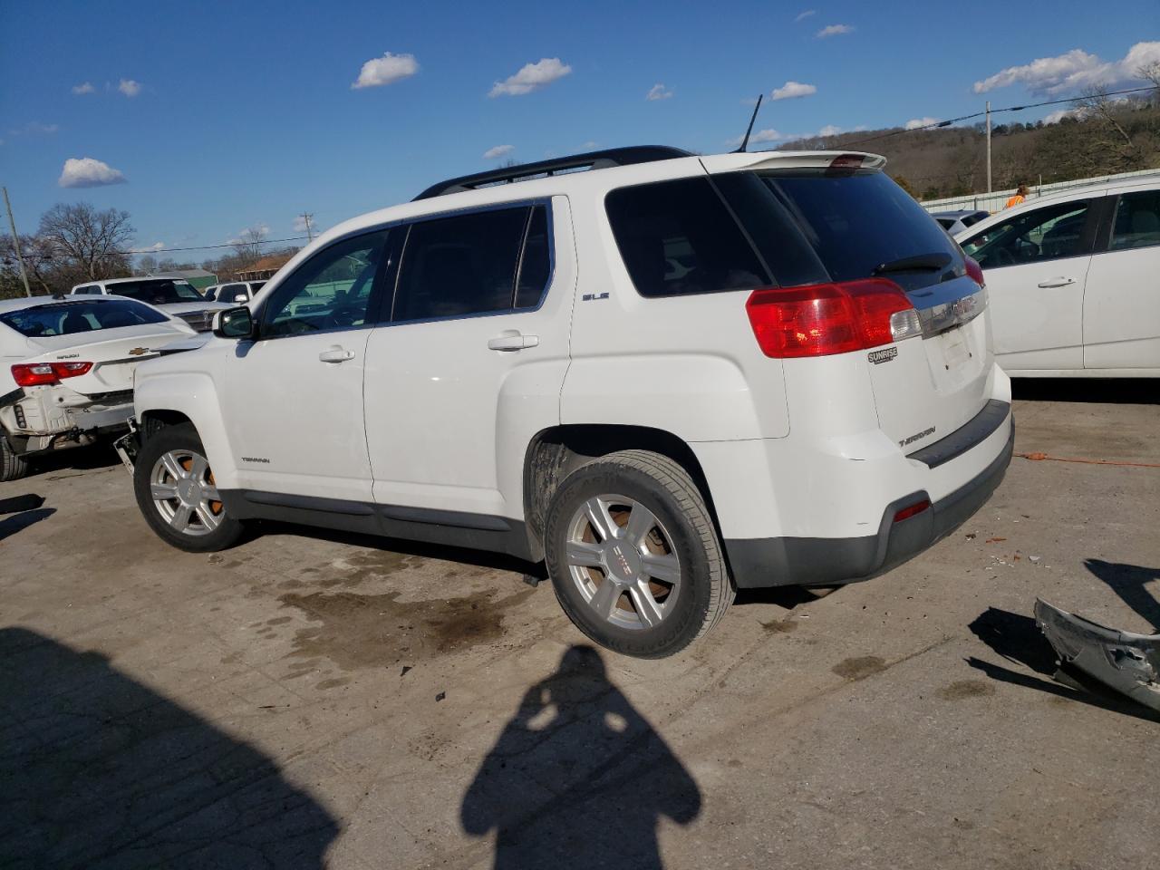 2014 GMC TERRAIN SL - Image 2