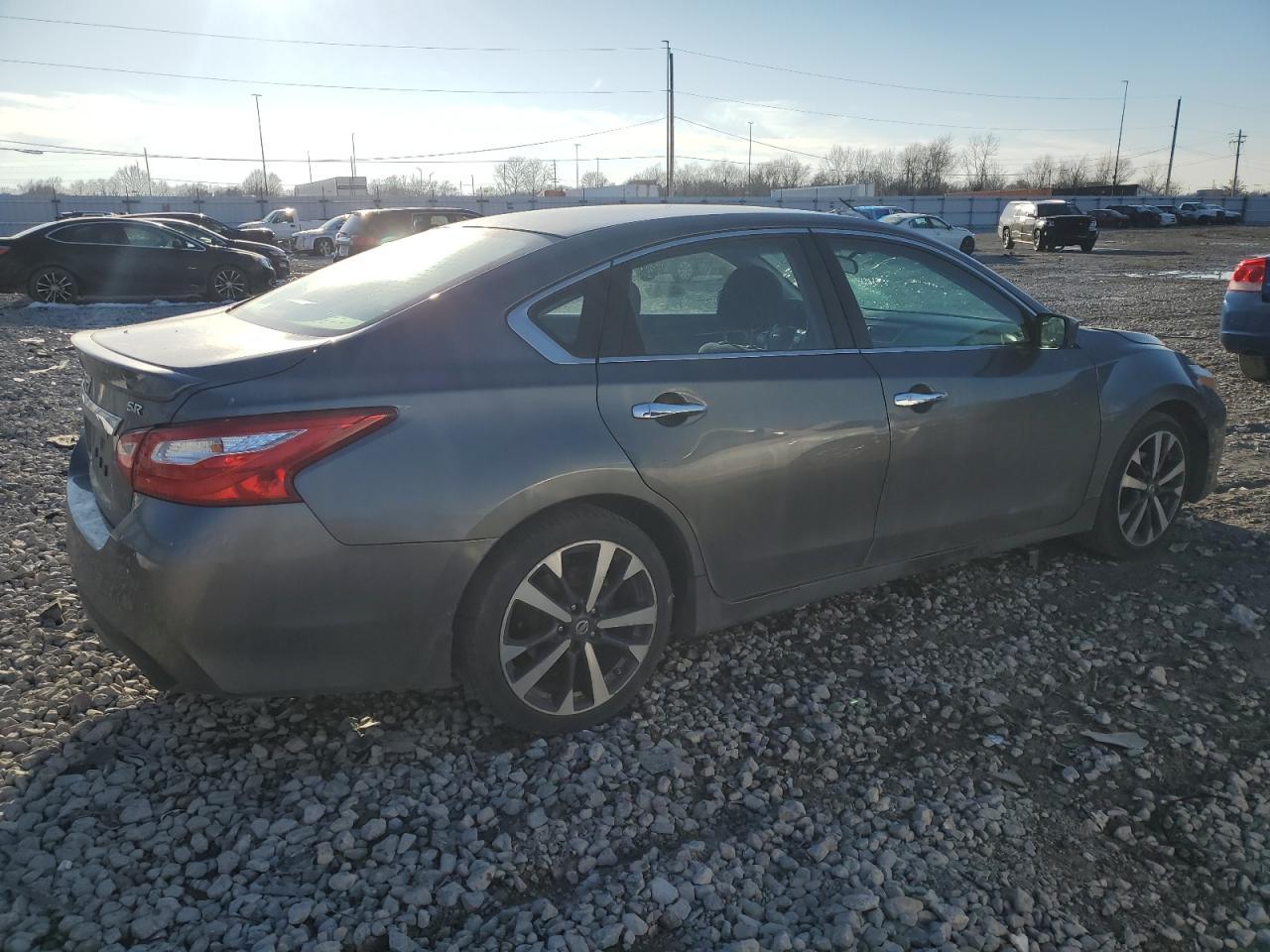2016 NISSAN ALTIMA 2.5 - Фото 3
