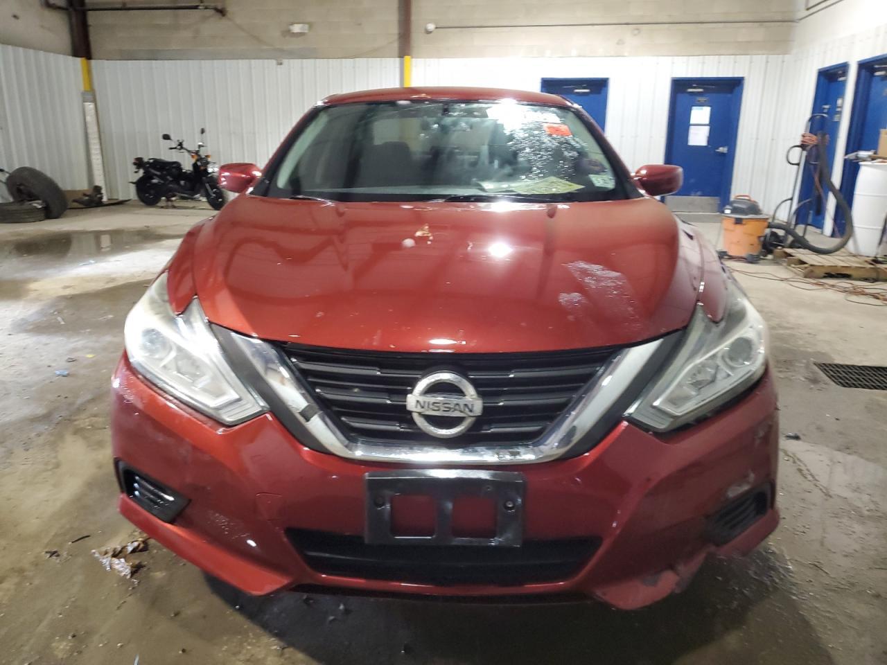 2016 NISSAN ALTIMA 2.5 - Фото 5