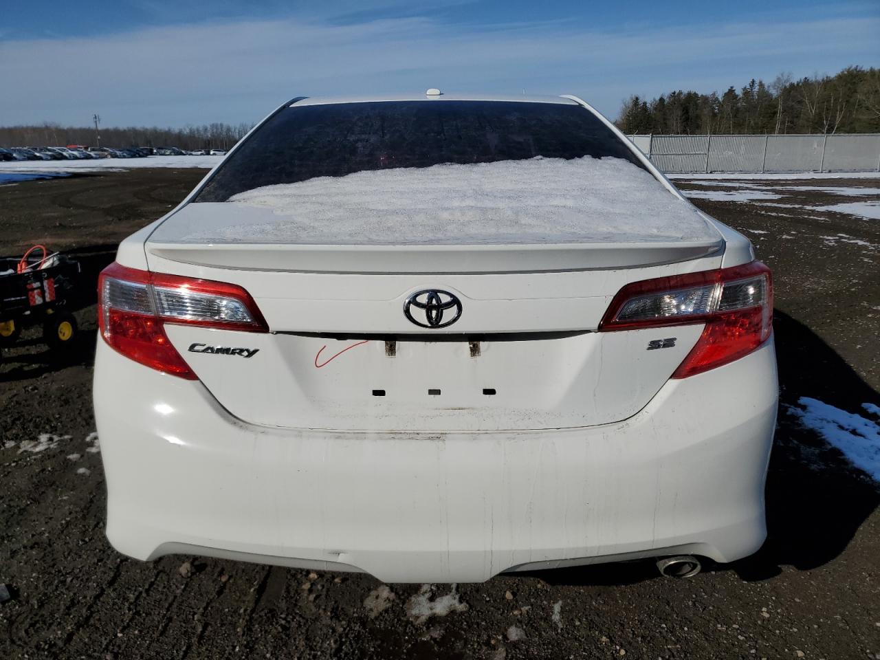 2014 TOYOTA CAMRY L - Image 6