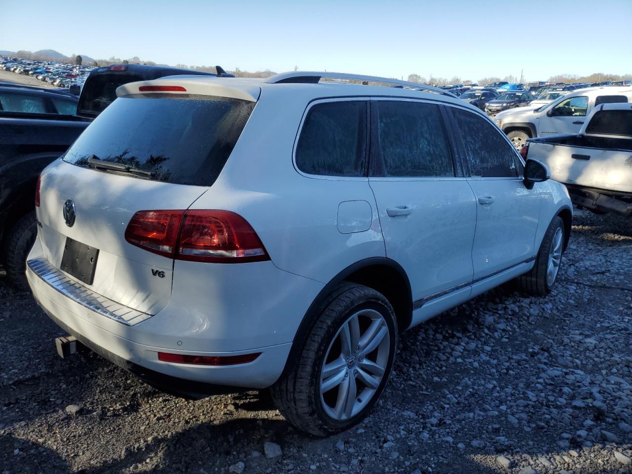 2014 VOLKSWAGEN TOUAREG V6 - Фото 3