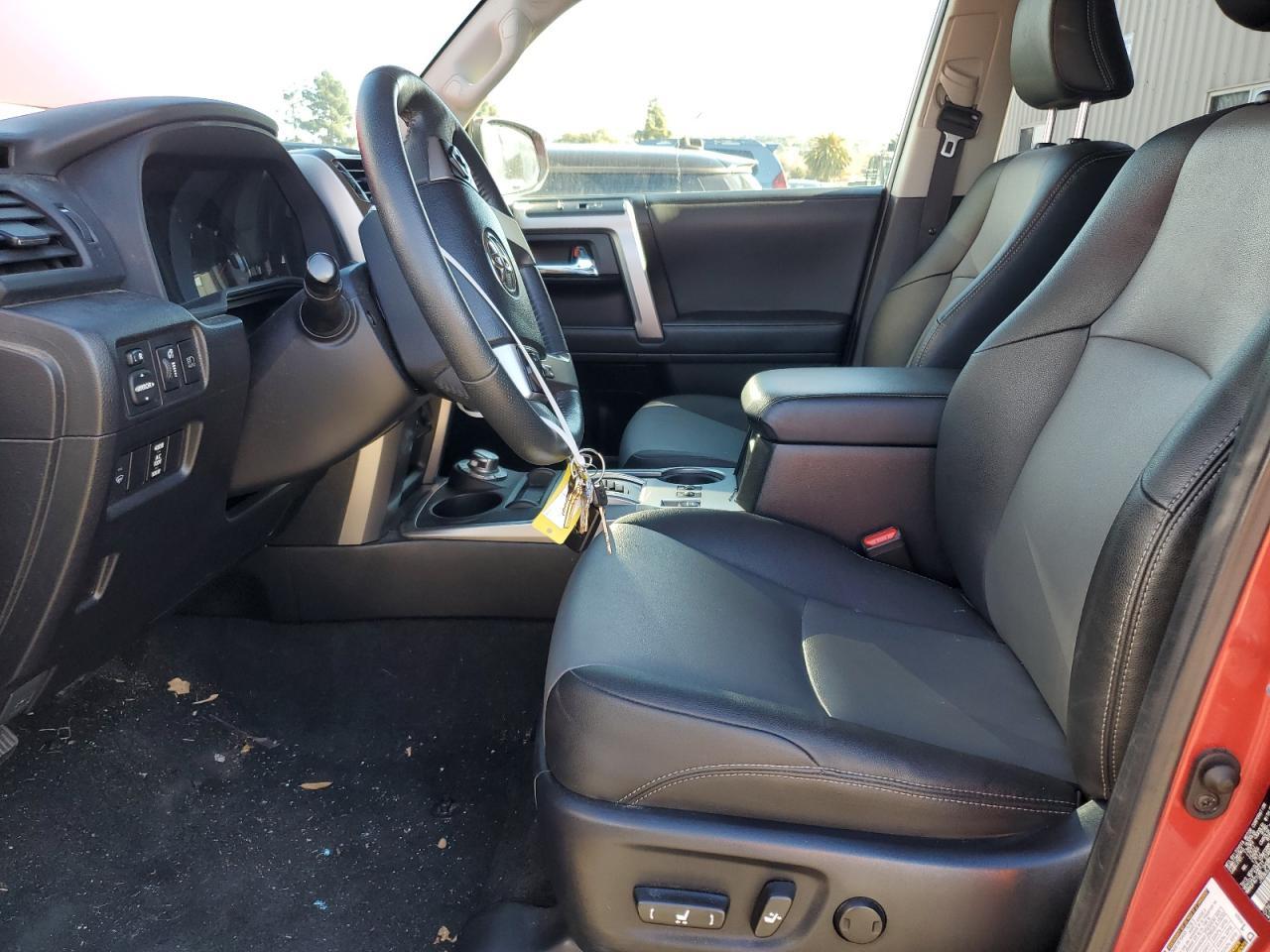 2020 TOYOTA 4RUNNER SR - Image 7