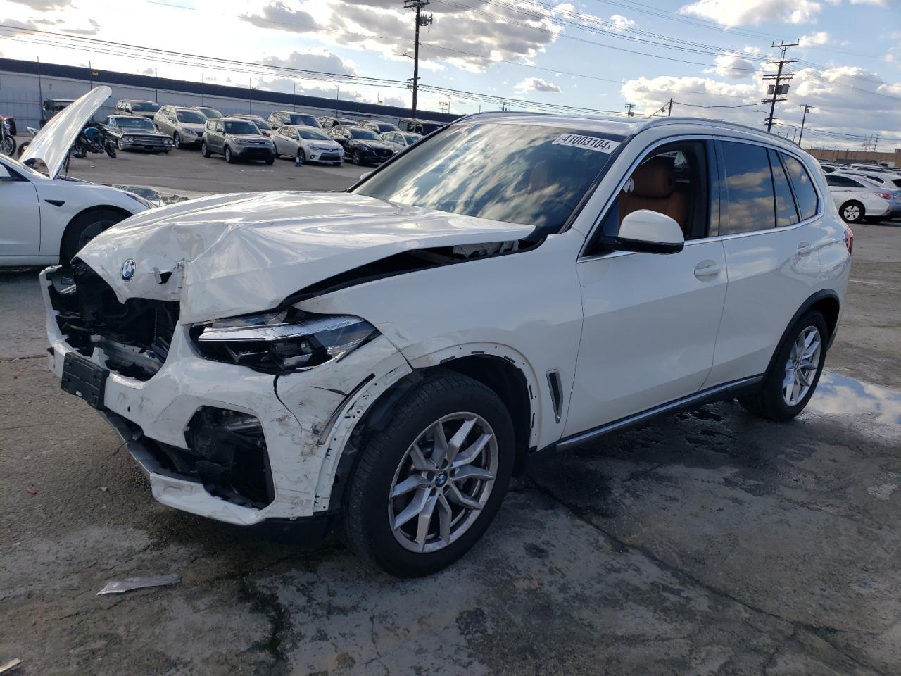 2019 BMW X5 XDRIVE4 car image