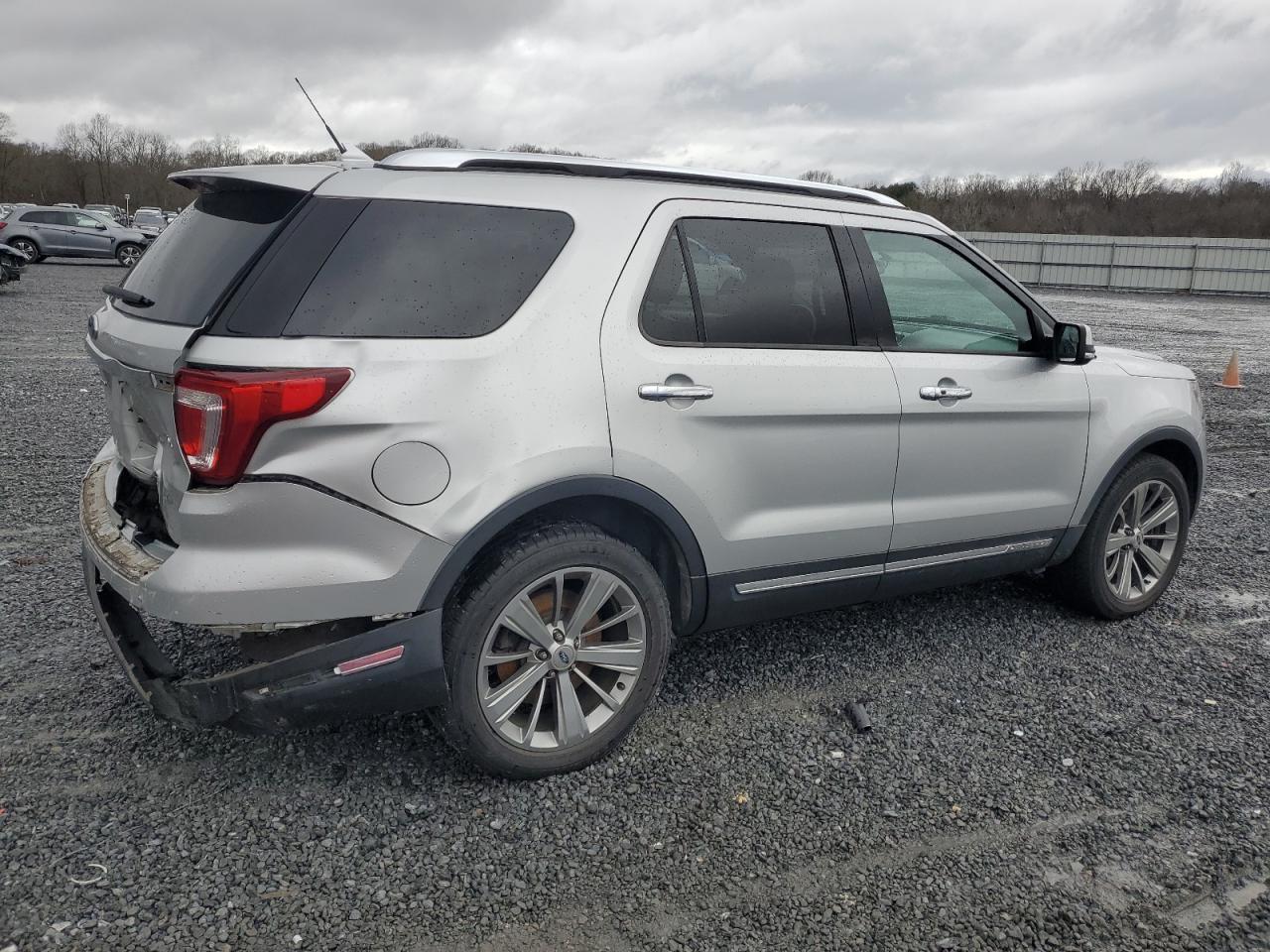 2018 FORD EXPLORER L - Фото 3