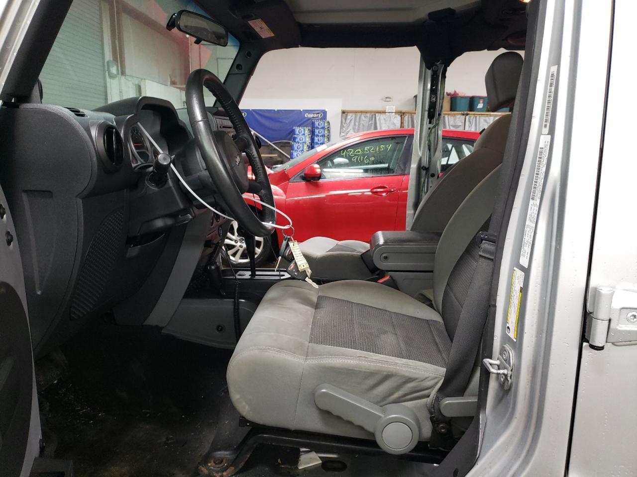 2010 JEEP WRANGLER U - Фото 7