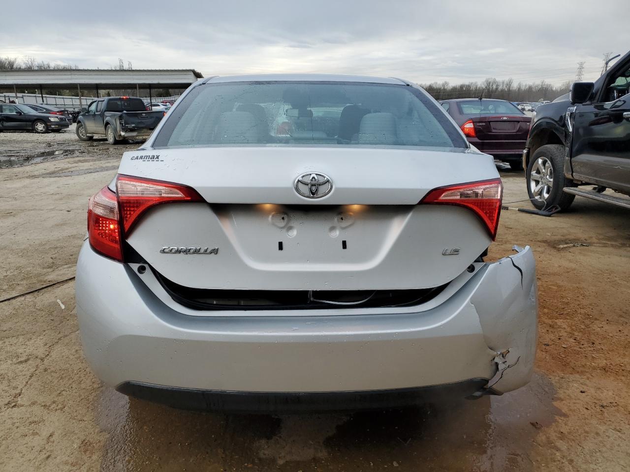 2018 TOYOTA COROLLA L - Image 6