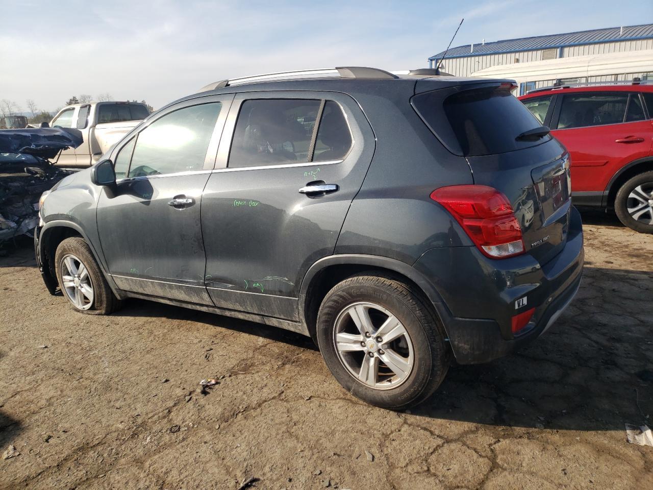 2018 CHEVROLET TRAX 1LT - Фото 2