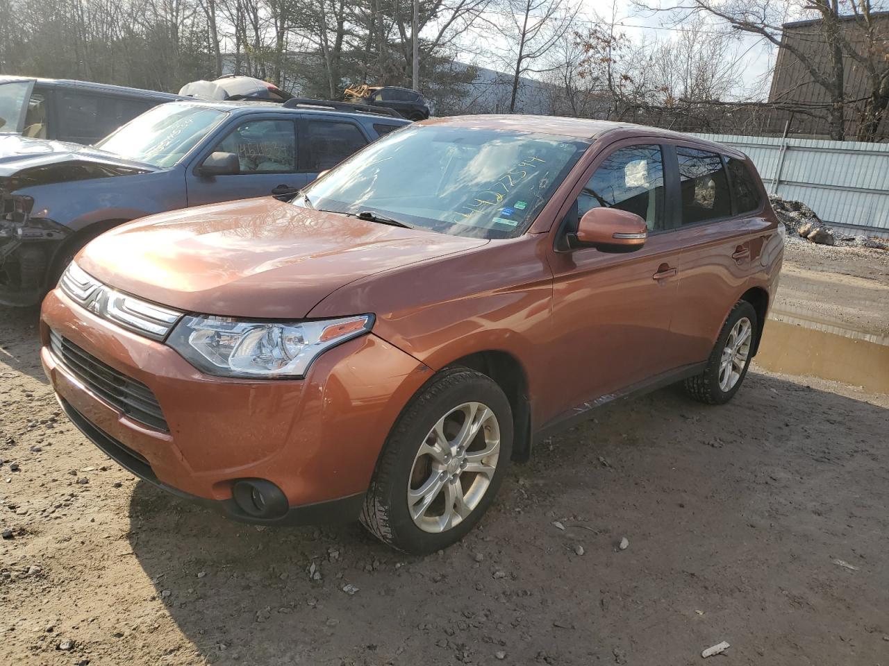 2014 MITSUBISHI OUTLANDER