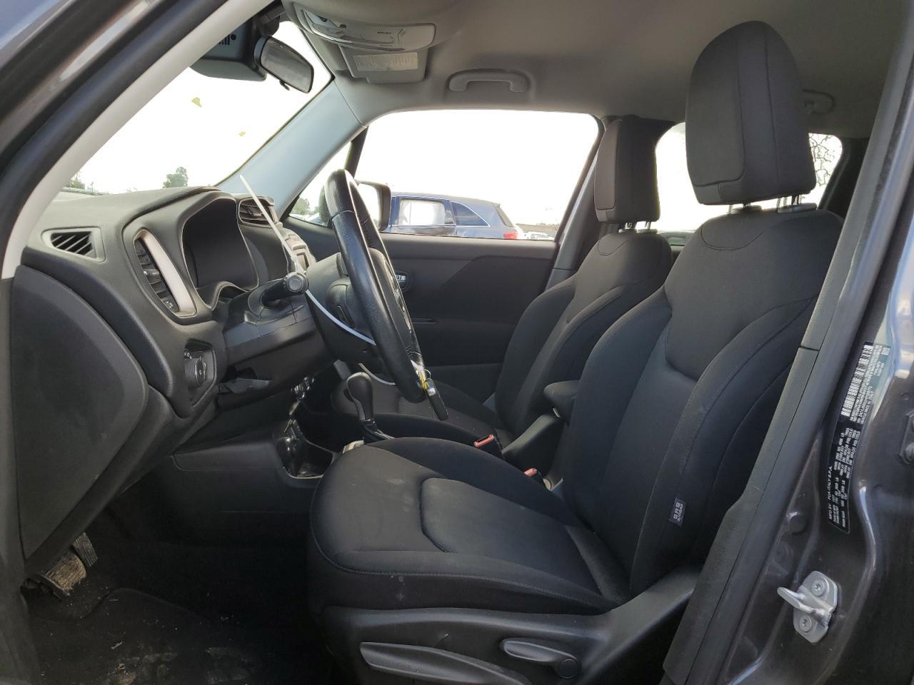 2017 JEEP RENEGADE L - Image 7