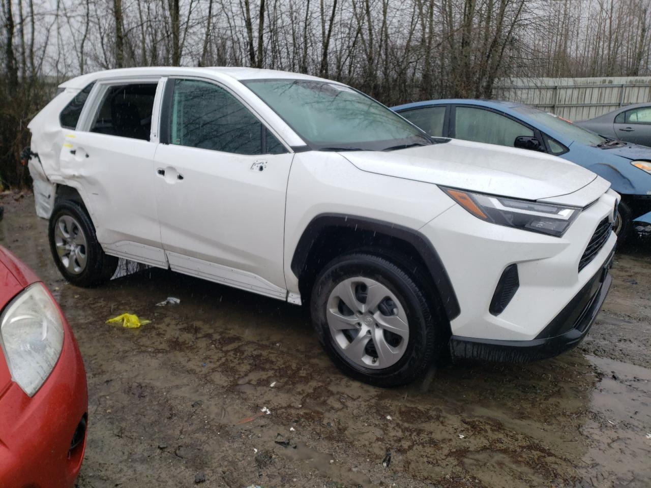 2023 TOYOTA RAV4 LE - Фото 4