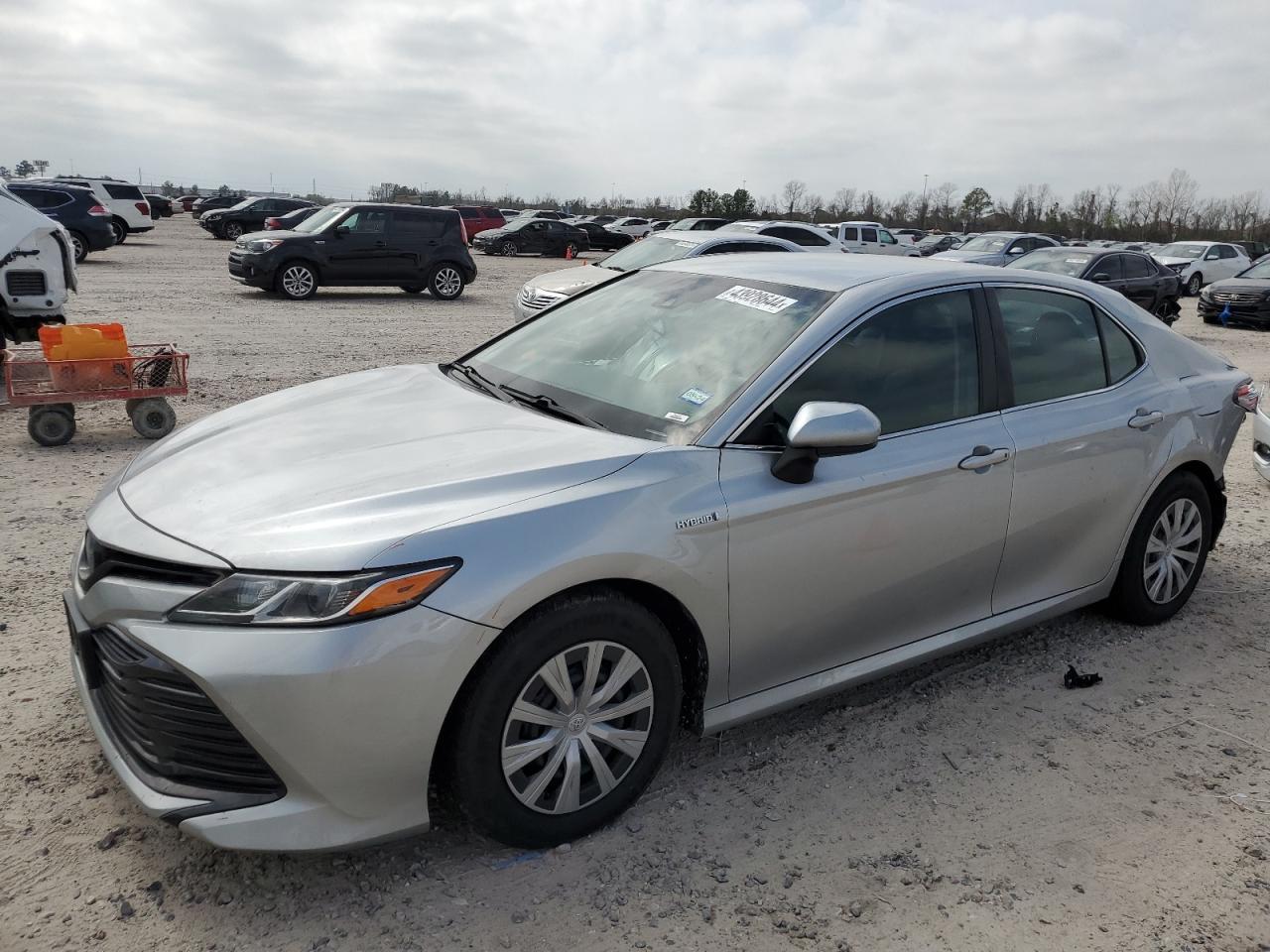 2018 TOYOTA CAMRY LE car image