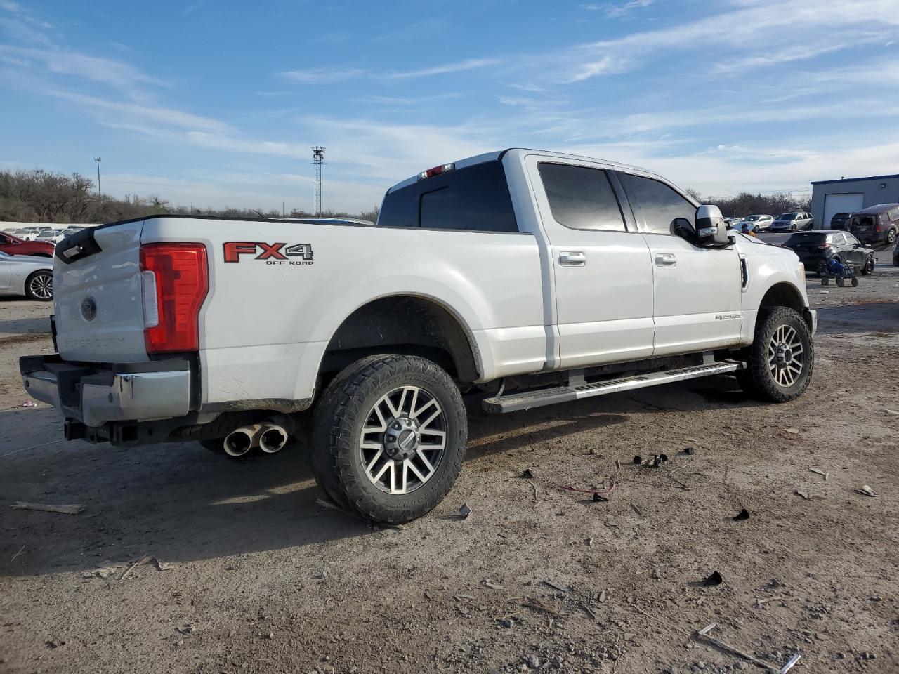 2017 FORD F250 SUPER - Image 3