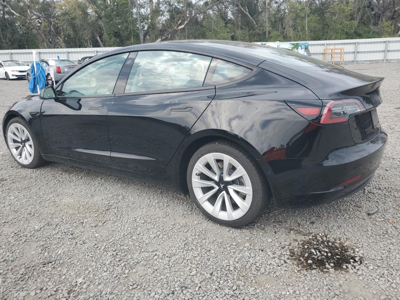 2021 TESLA MODEL 3 - Фото 2