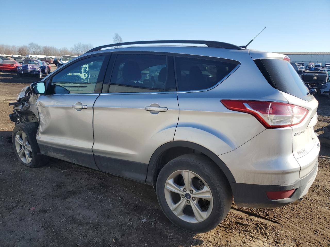 2015 FORD ESCAPE SE - Image 2