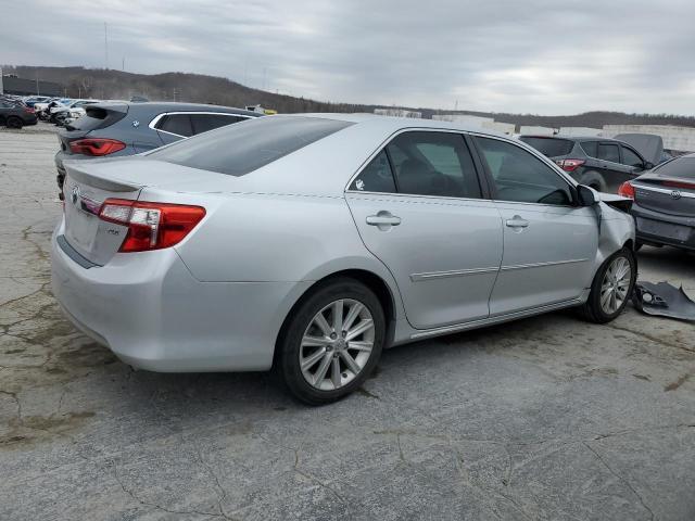 2013 Toyota Camry L - Фото 3