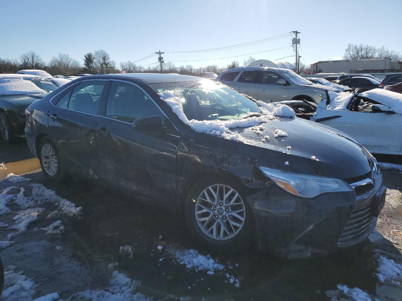 2017 TOYOTA CAMRY LE - Image 4