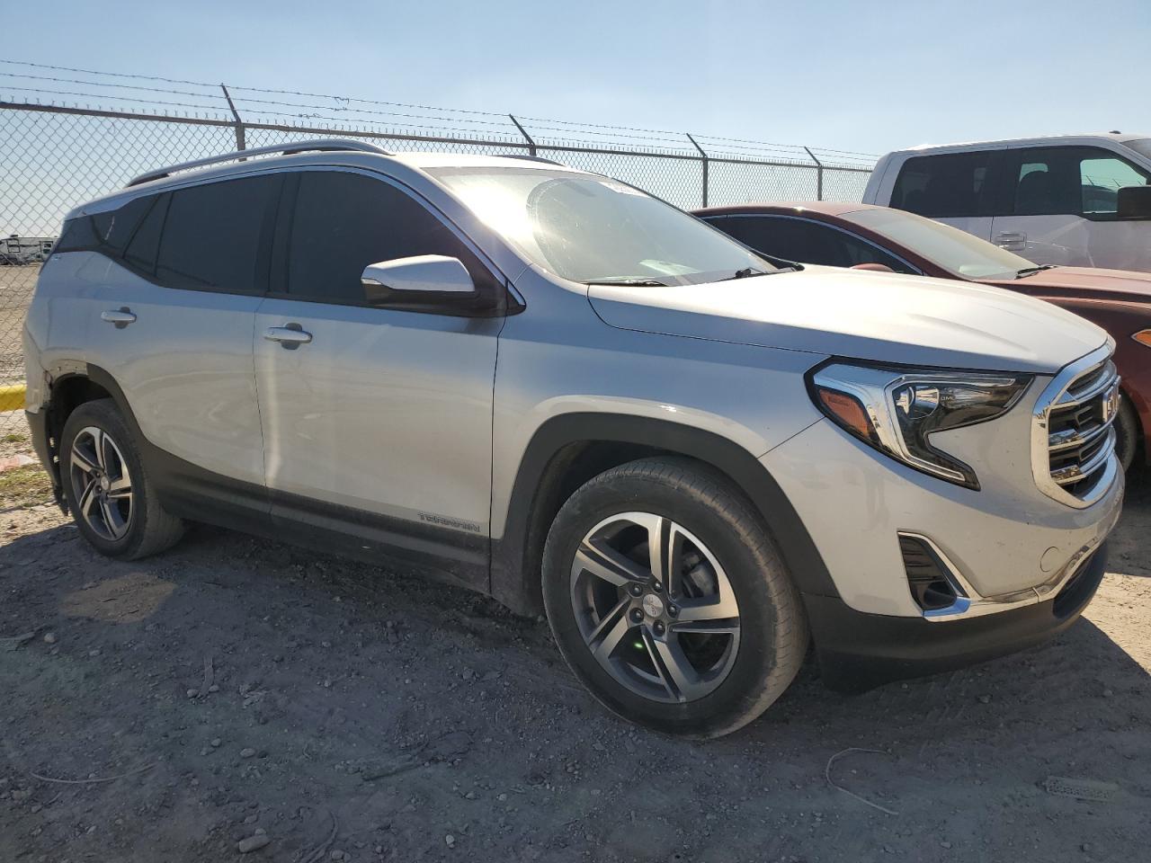 2019 GMC TERRAIN SL - Image 4