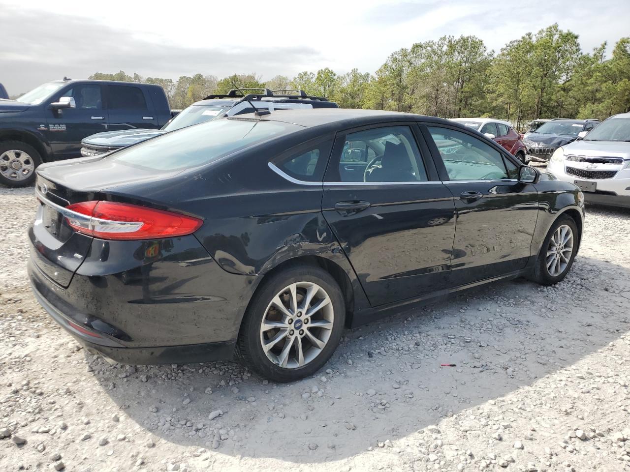 2017 FORD FUSION SE - Image 3
