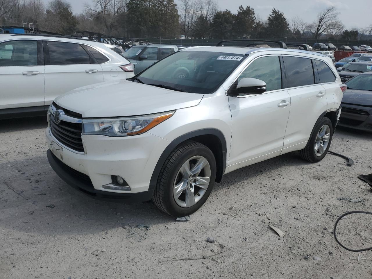 2015 TOYOTA HIGHLANDER