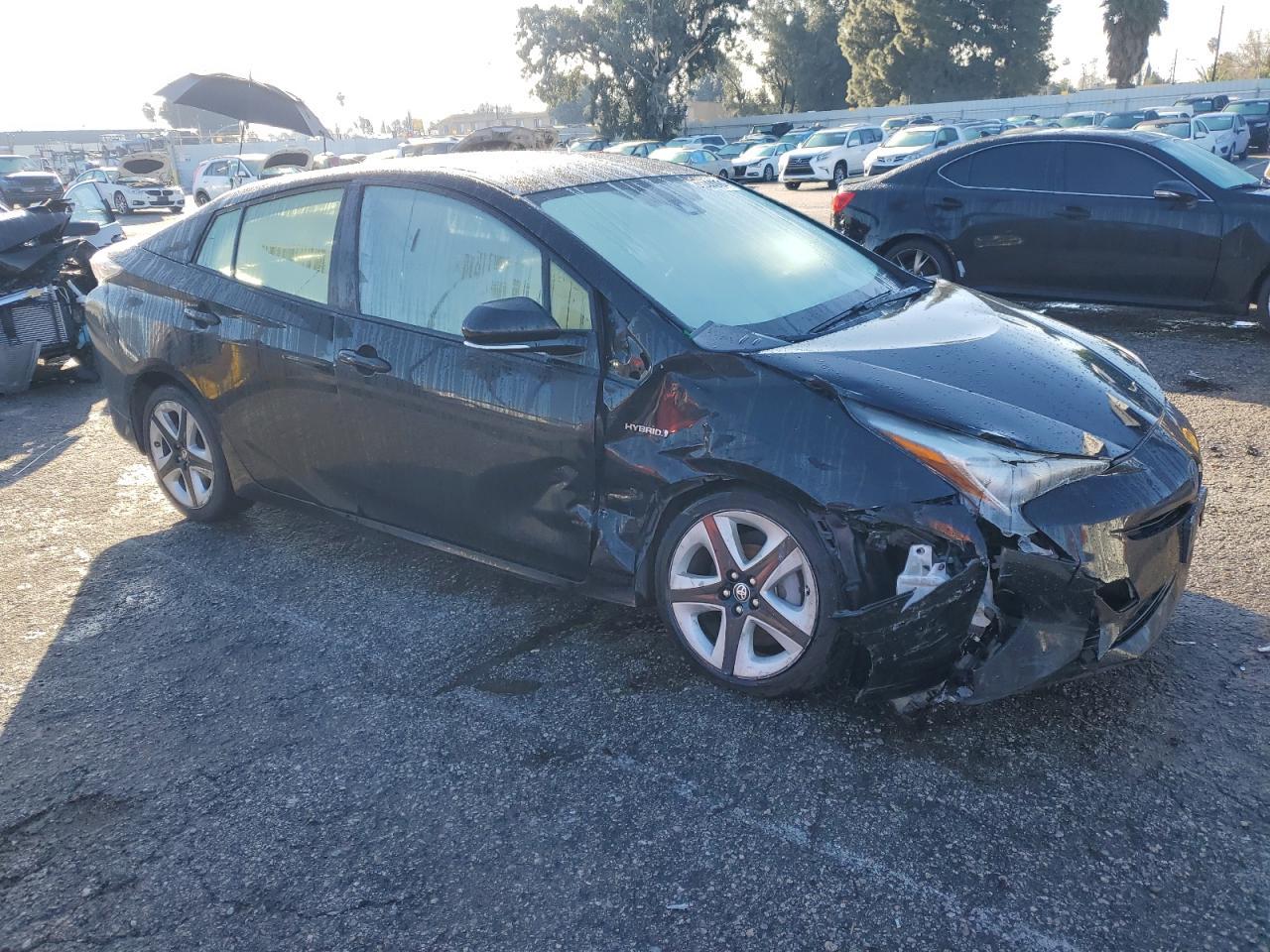 2016 TOYOTA PRIUS - Image 4
