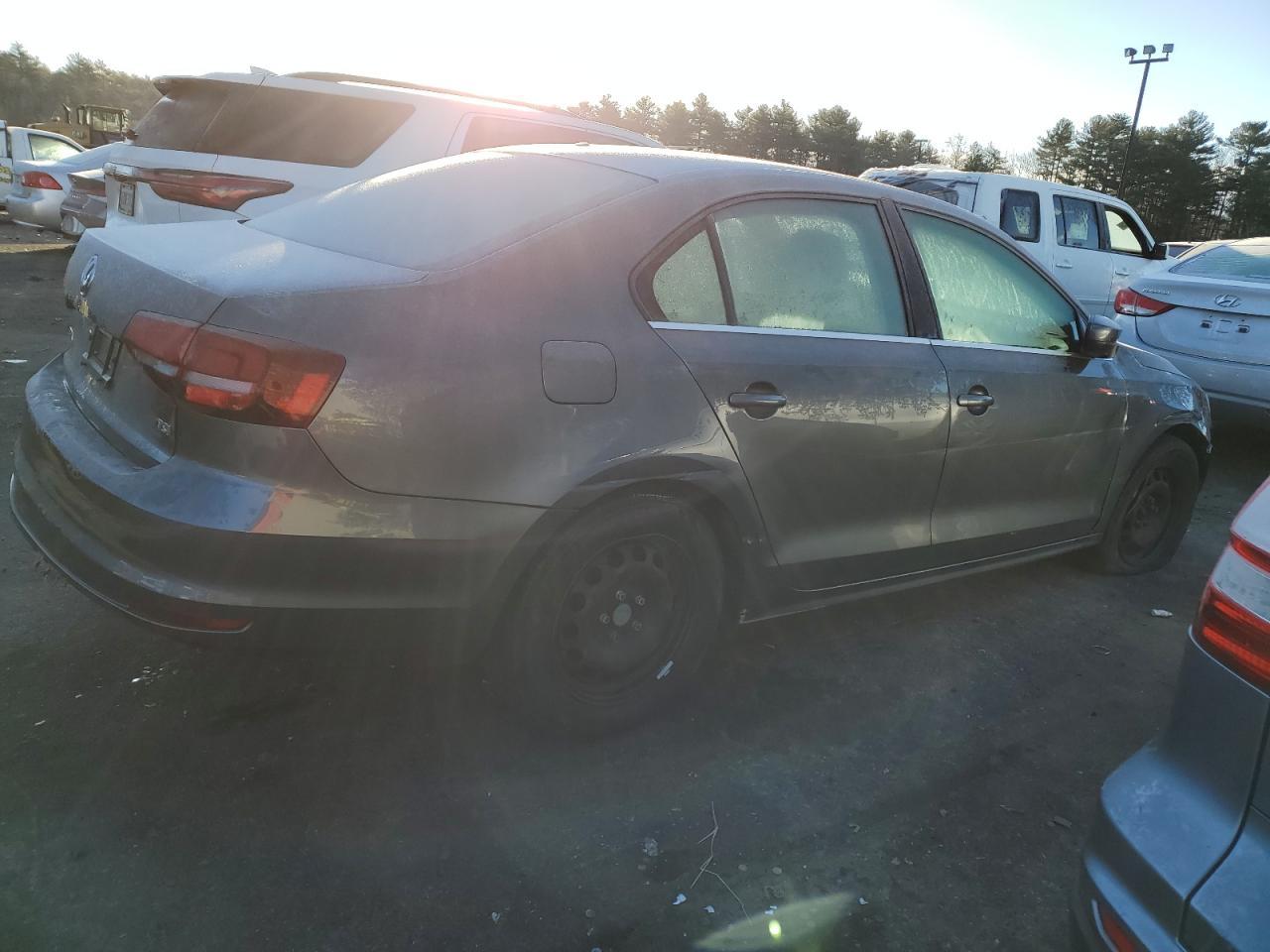 2017 VOLKSWAGEN JETTA S - Image 3