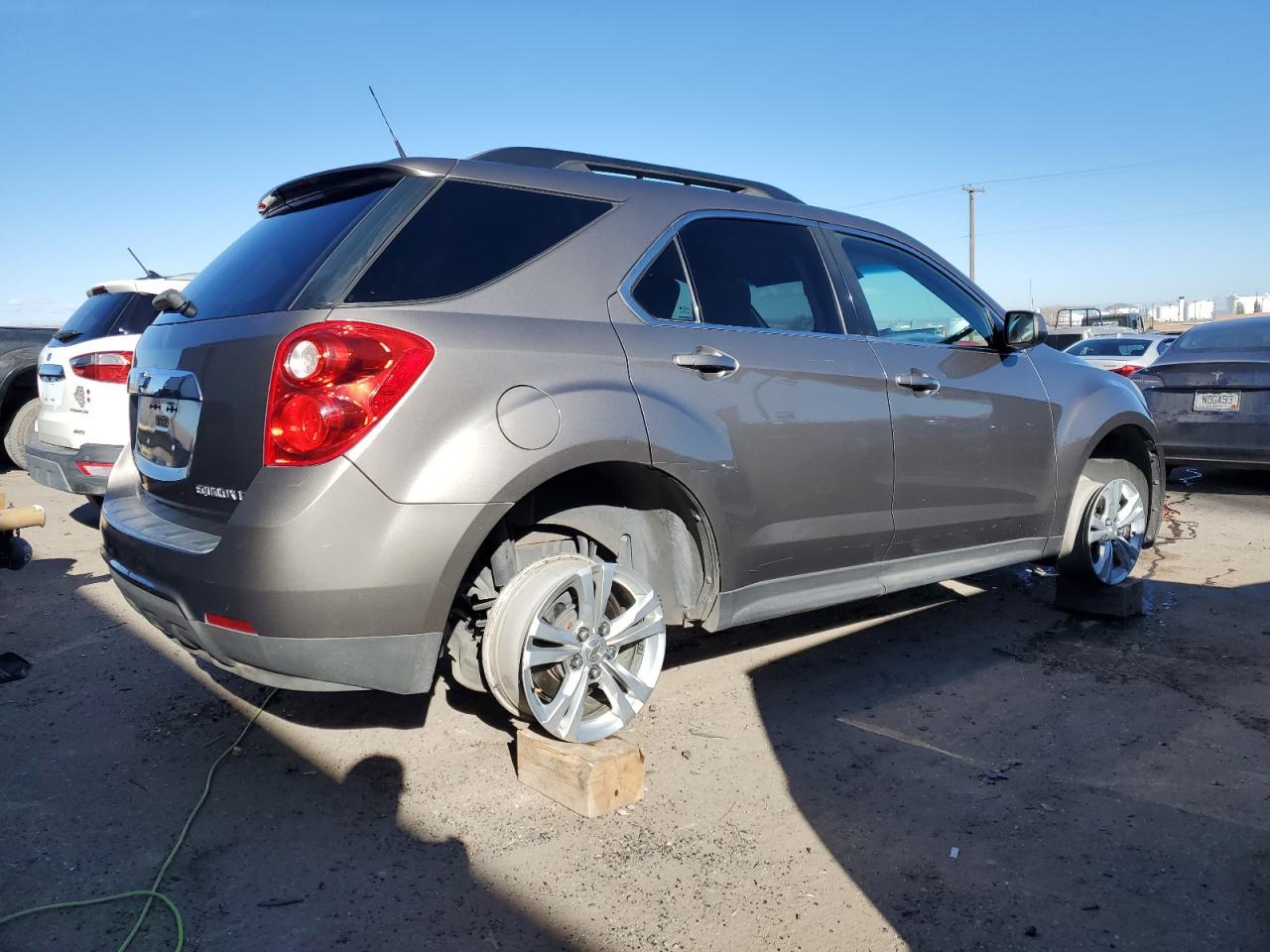 2011 CHEVROLET EQUINOX LT - Фото 3