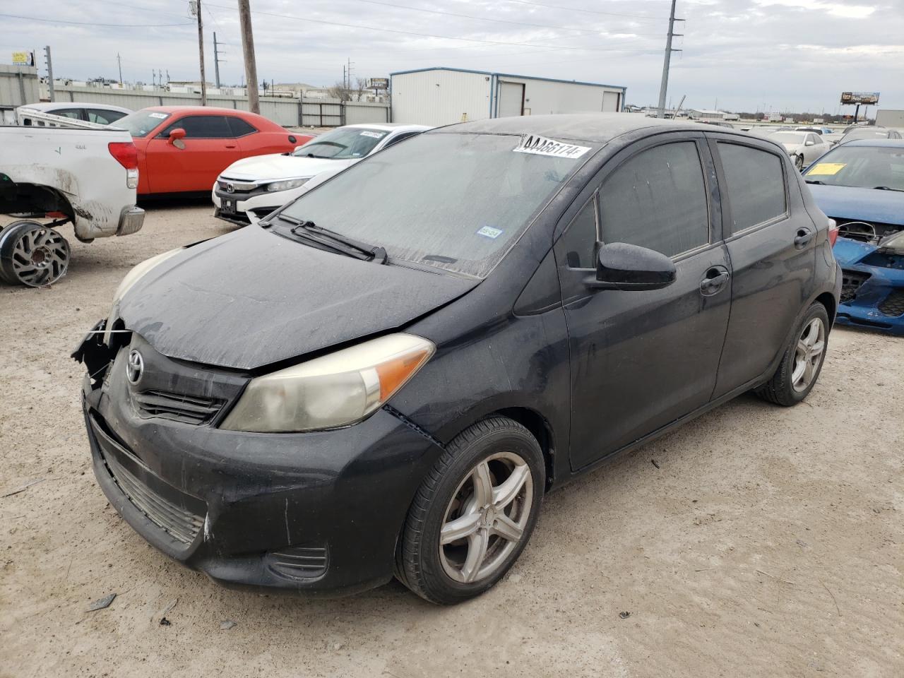 2014 TOYOTA YARIS car image