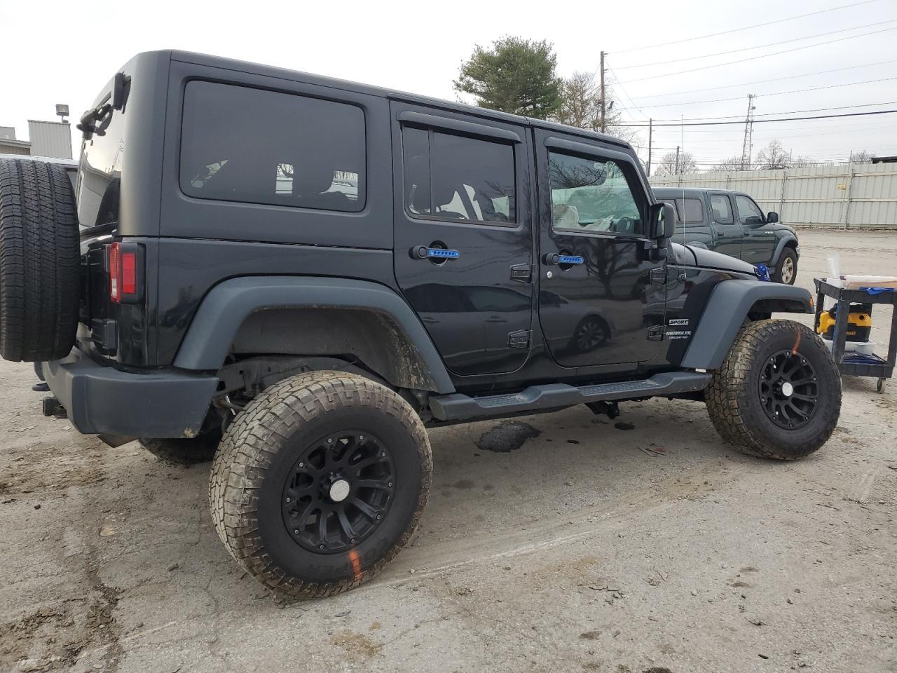 2017 JEEP WRANGLER U - Фото 3