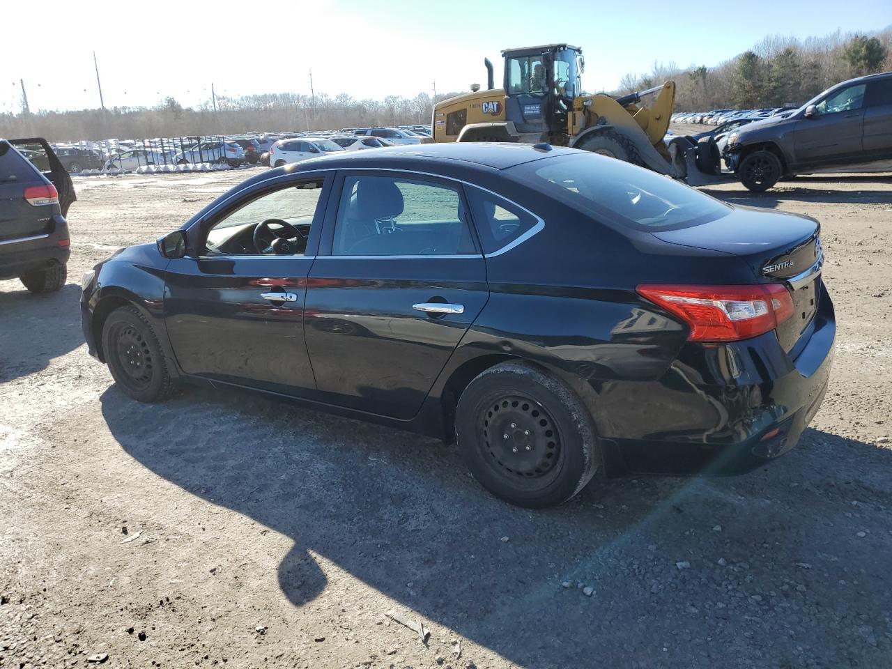 2017 NISSAN SENTRA S - Фото 2