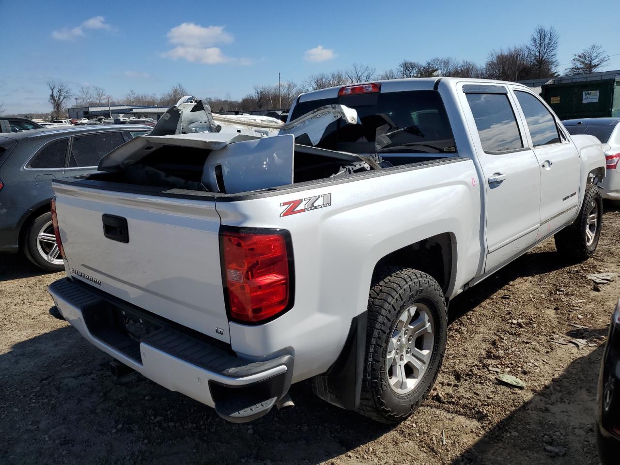 2018 CHEVROLET SILVERADO - Фото 3