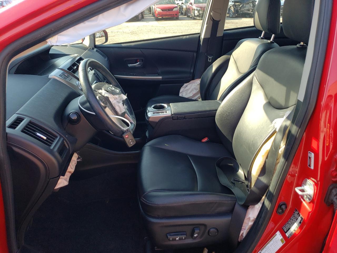 2015 TOYOTA PRIUS V - Image 7