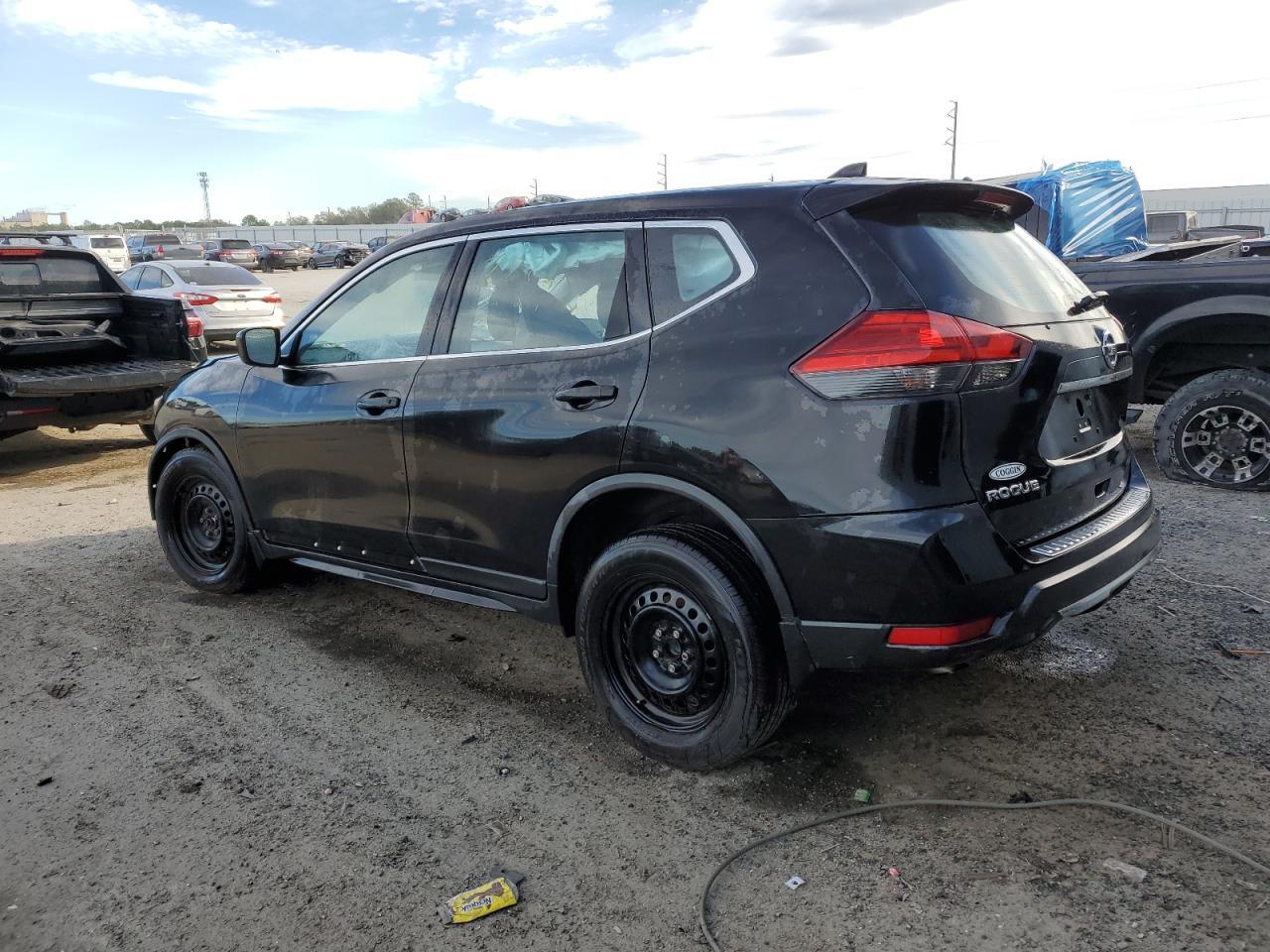 2017 NISSAN ROGUE S - Фото 2