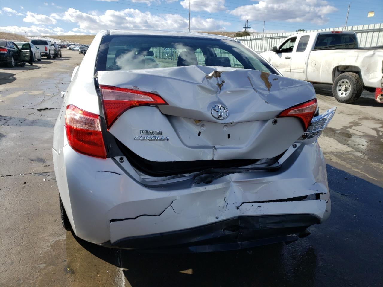 2018 TOYOTA COROLLA L - Image 6