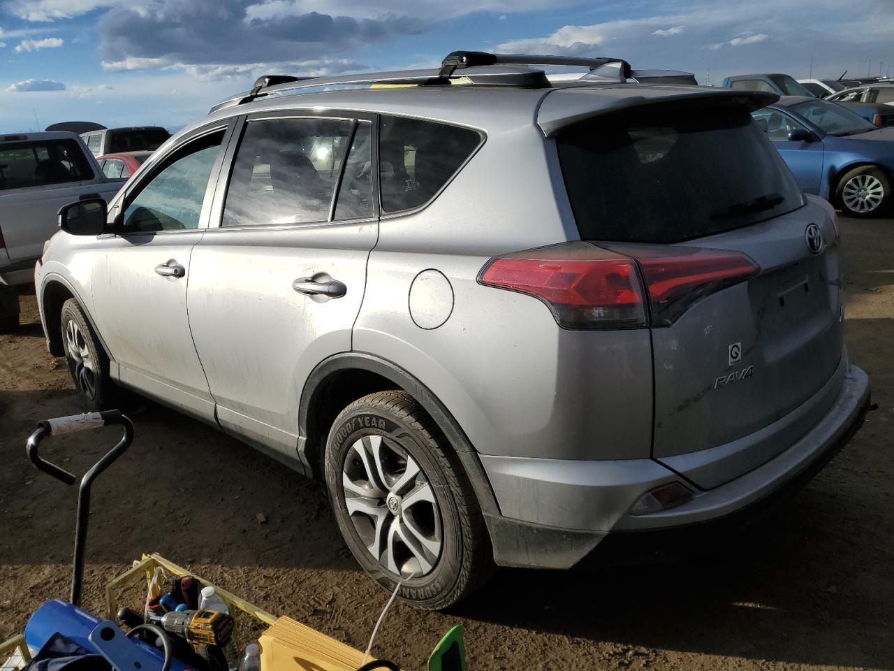 2018 TOYOTA RAV4 LE - Image 2