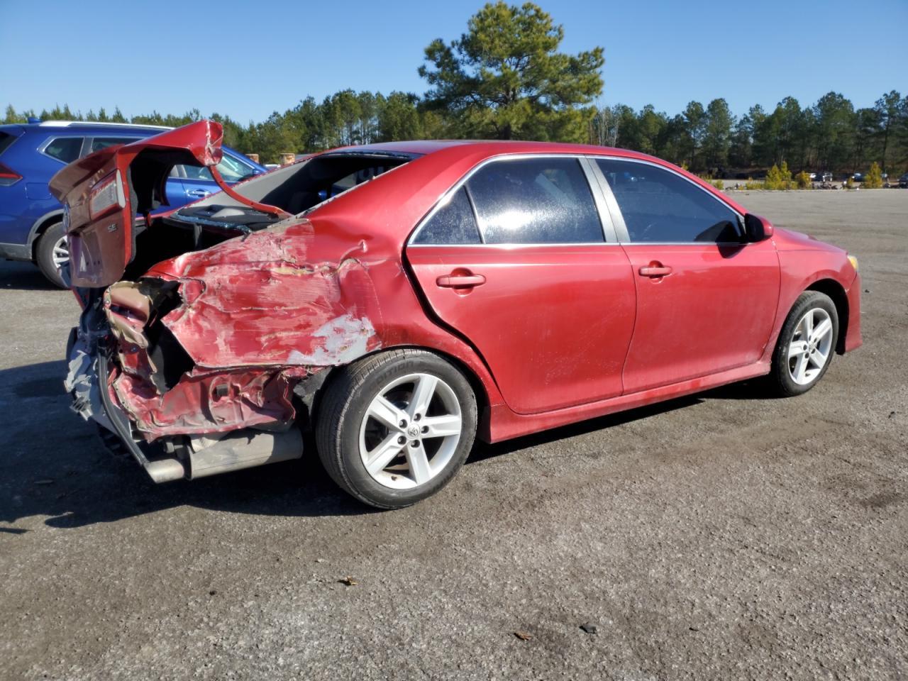 2014 TOYOTA CAMRY L - Фото 3