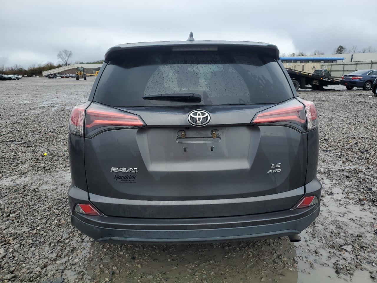 2018 TOYOTA RAV4 LE - Image 6