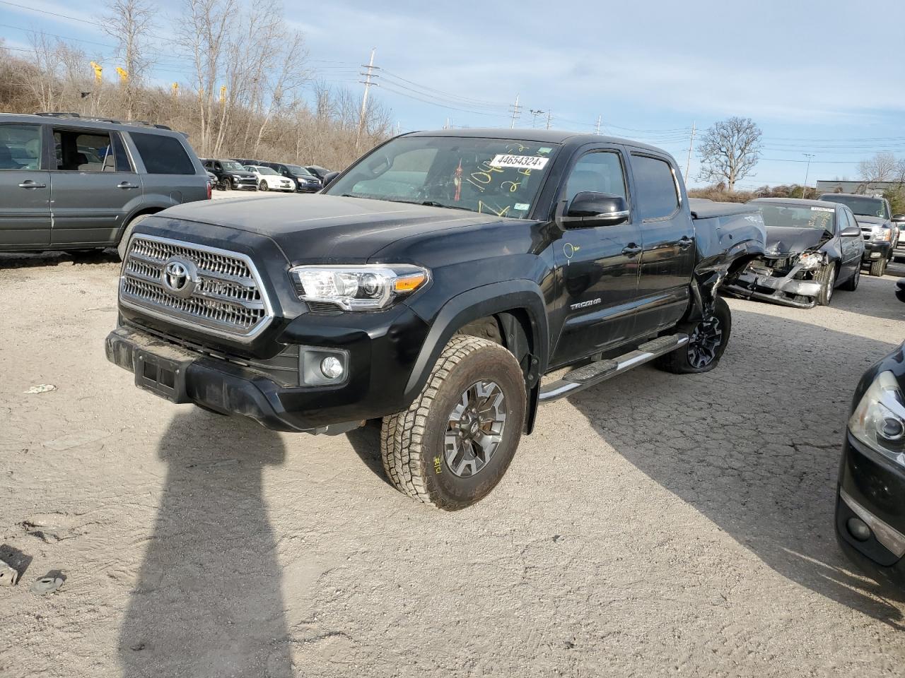 2017 TOYOTA TACOMA DOU