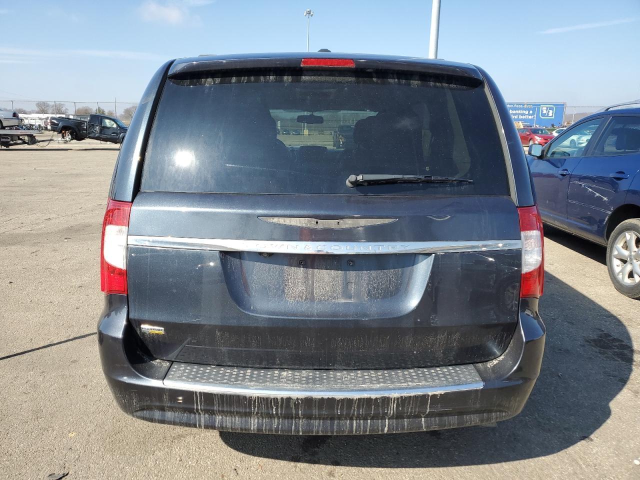 2014 CHRYSLER TOWN & COU - Фото 6