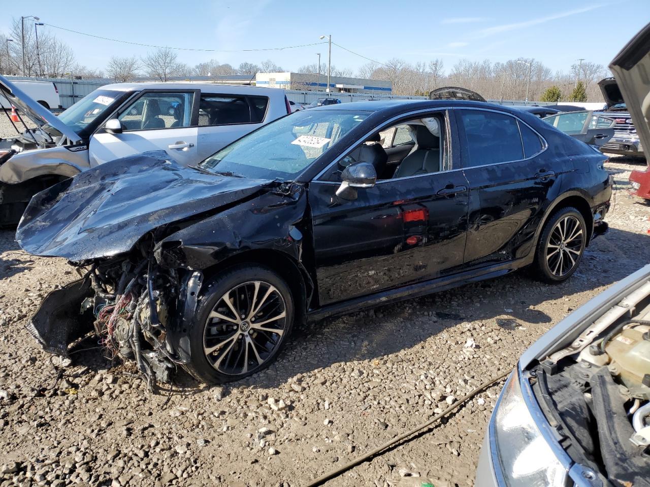 2019 TOYOTA CAMRY L
